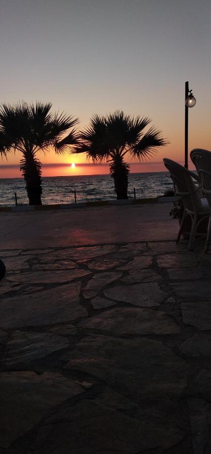 Ladies Beach Hotel Kusadası Eksteriør bilde