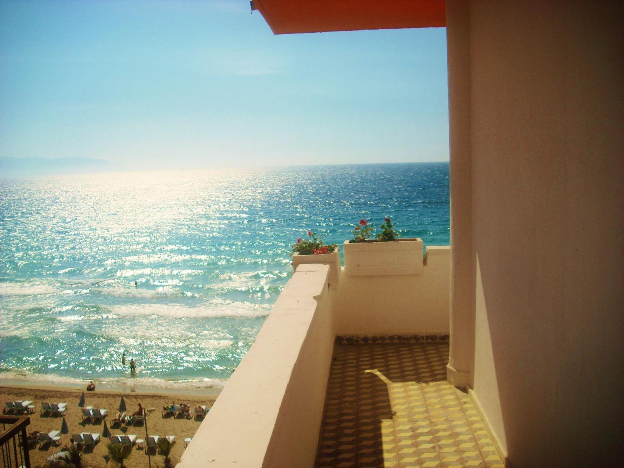 Ladies Beach Hotel Kusadası Eksteriør bilde