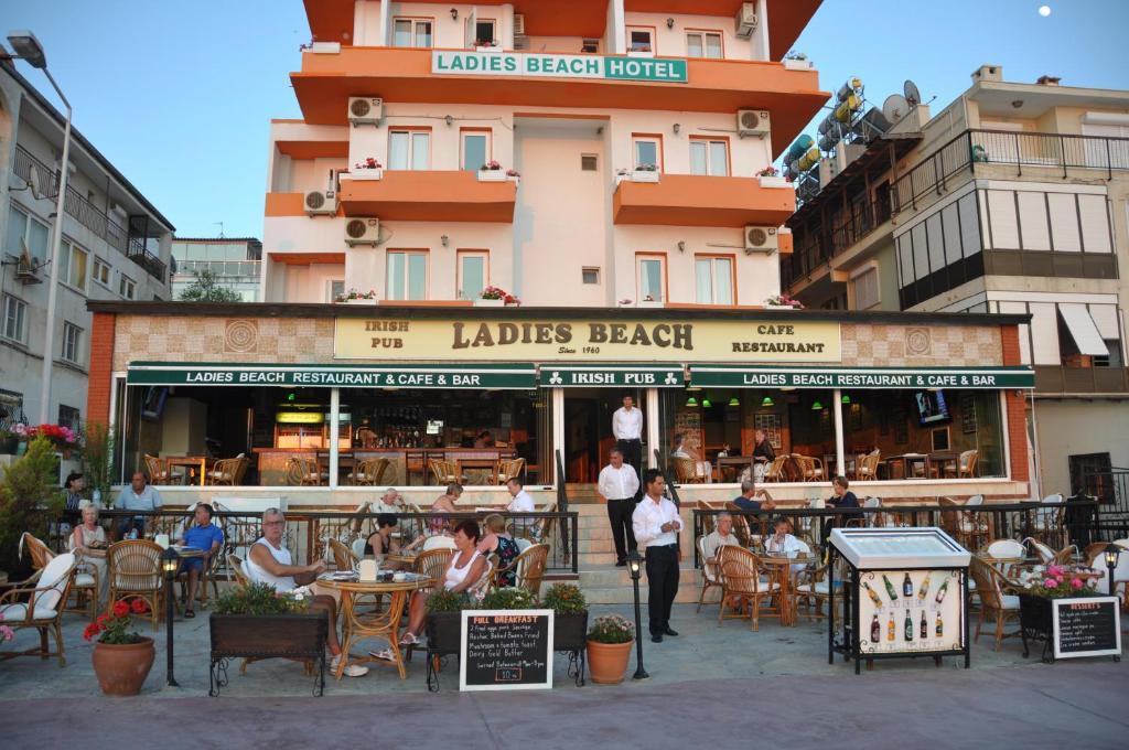 Ladies Beach Hotel Kusadası Eksteriør bilde